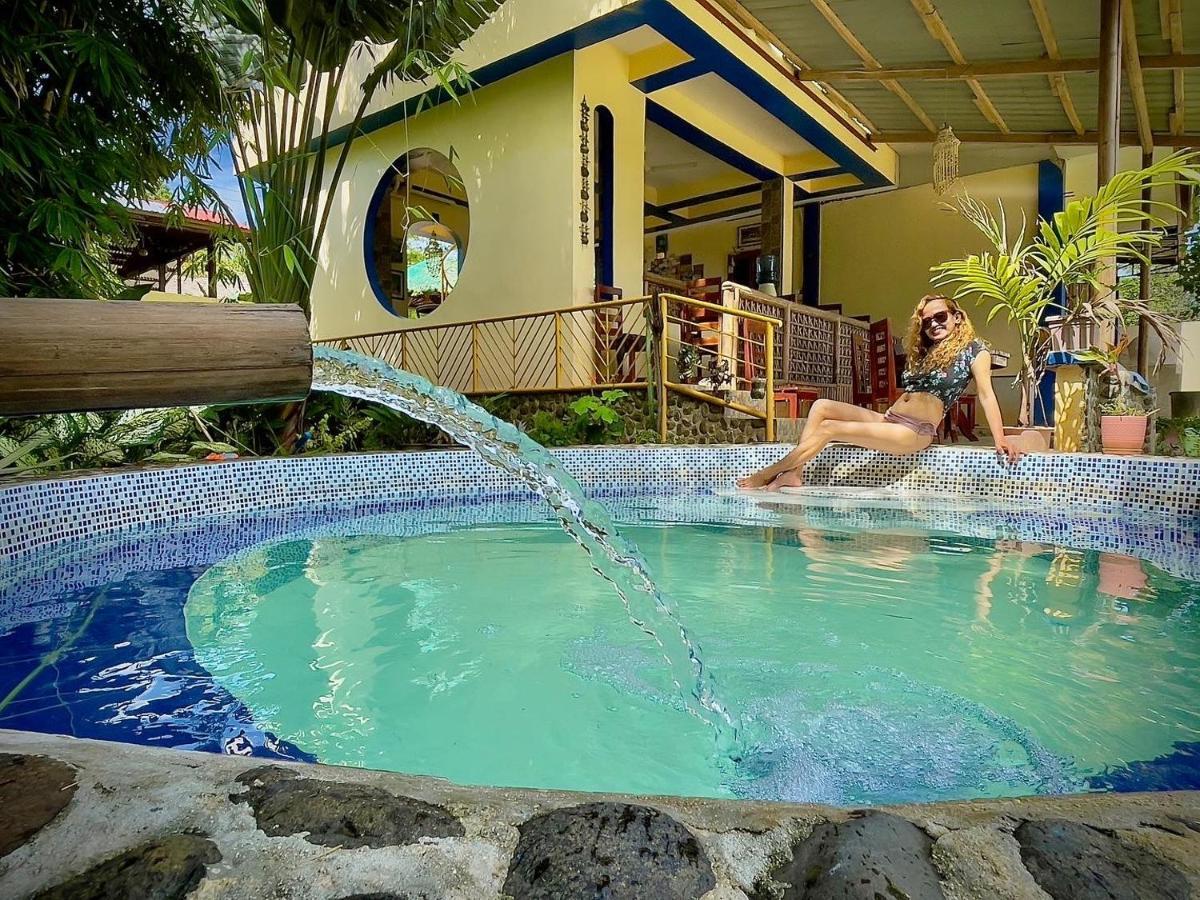 Blue Moon Guesthouse Puerto Princesa Exterior photo
