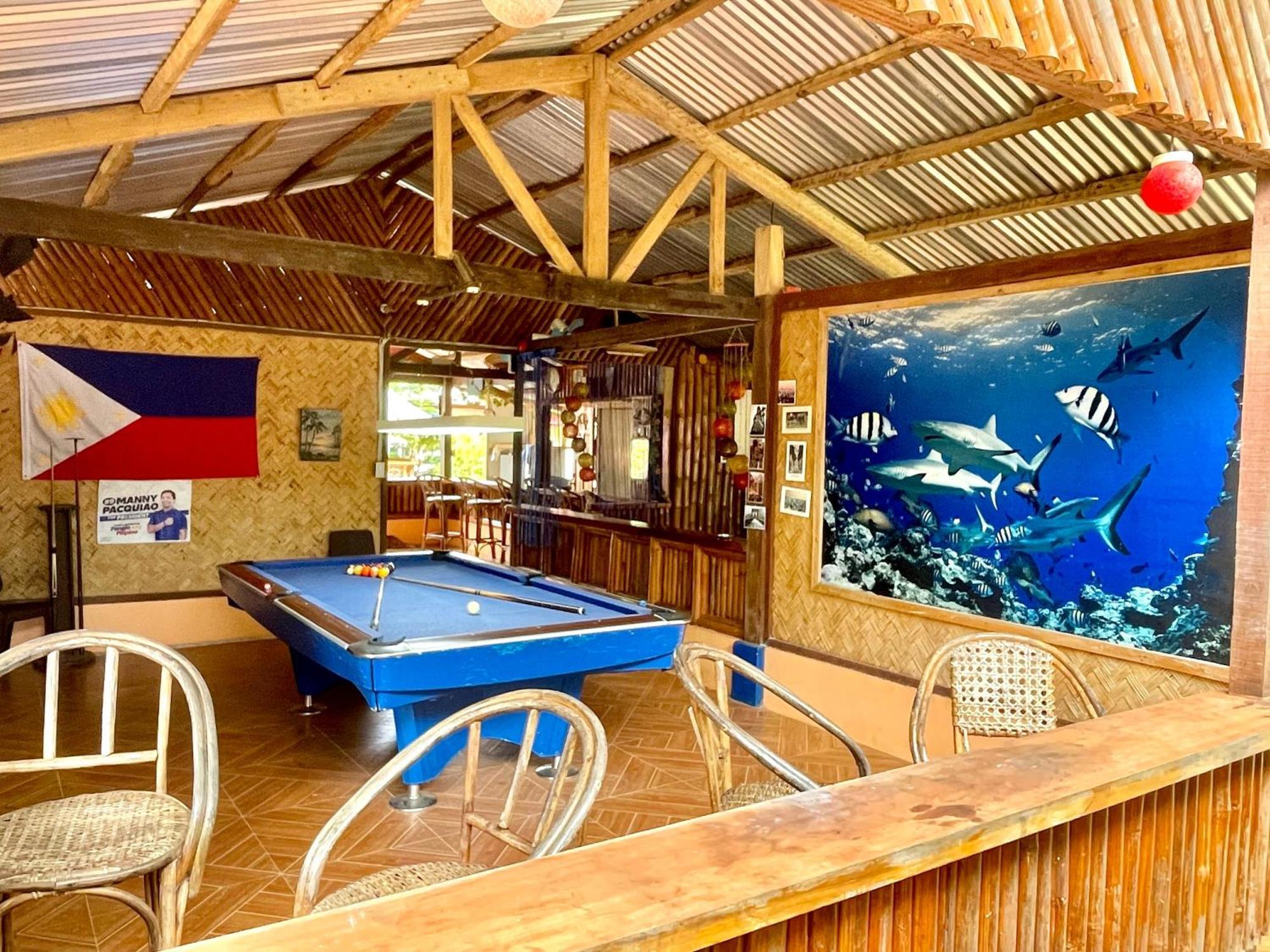 Blue Moon Guesthouse Puerto Princesa Exterior photo